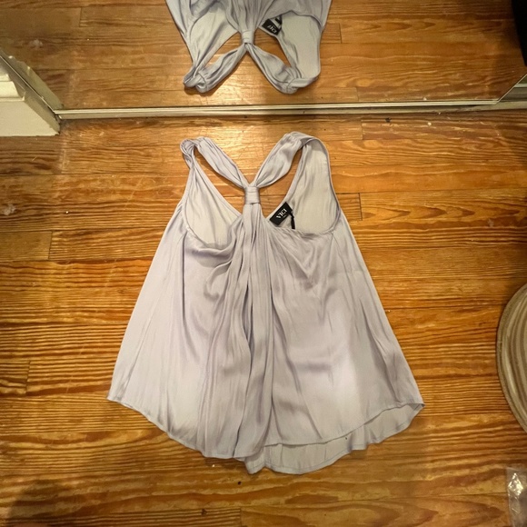 Top - Picture 4 of 6